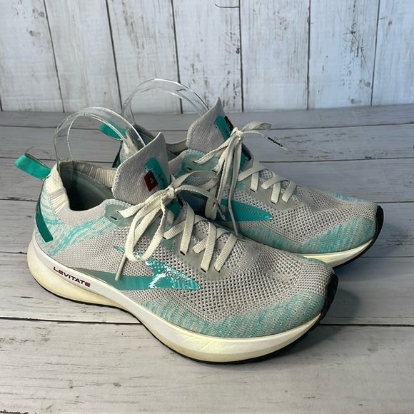 Brooks Levitate 4 Mint and Dove Gray Running Shoe - Picture 1 of 12